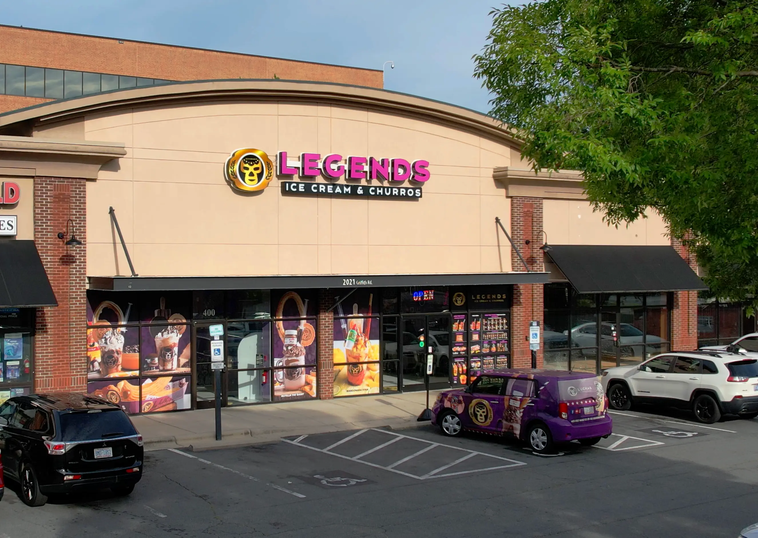 Legends-Ice-Cream-And-Churros